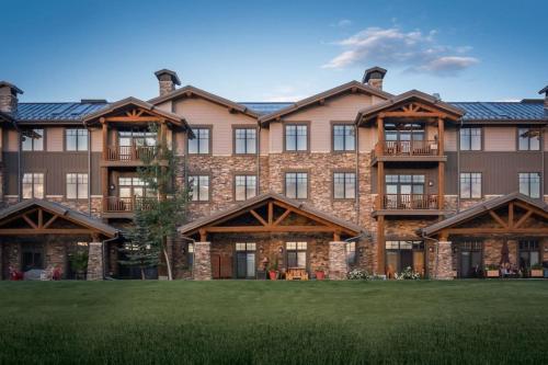 Teton Springs Condo with Underground Parking in Victor, USA
