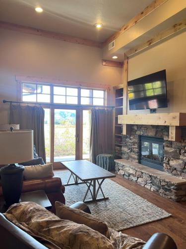 Teton Springs Condo with Underground Parking in Victor, USA