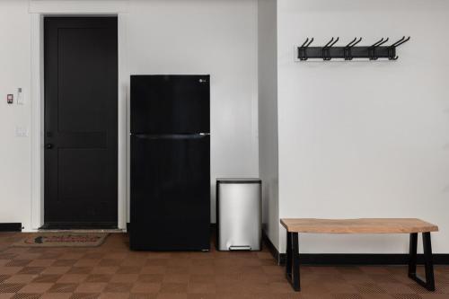 Redtail Solitude House Redtail Solitude House