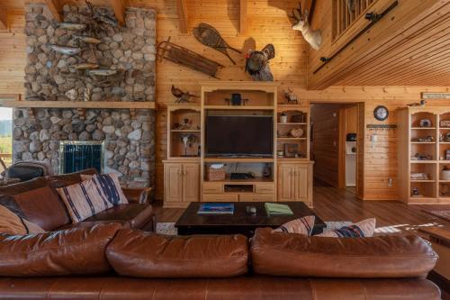 Teton Riverfront Property in Victor, USA