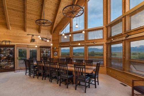 Teton Riverfront Property in Victor, USA