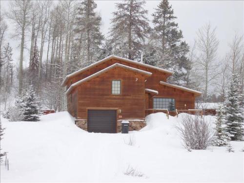 Windigo Lodge - base of Teton Pass in Victor, USA