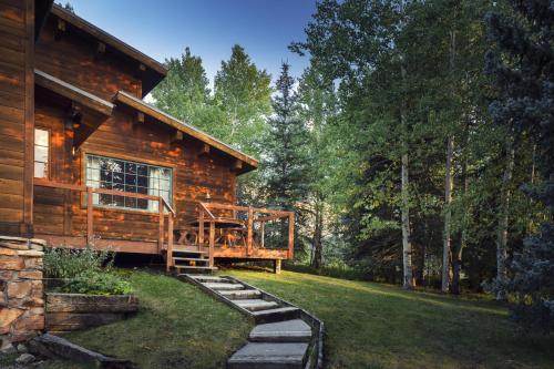 Windigo Lodge - base of Teton Pass in Victor, USA