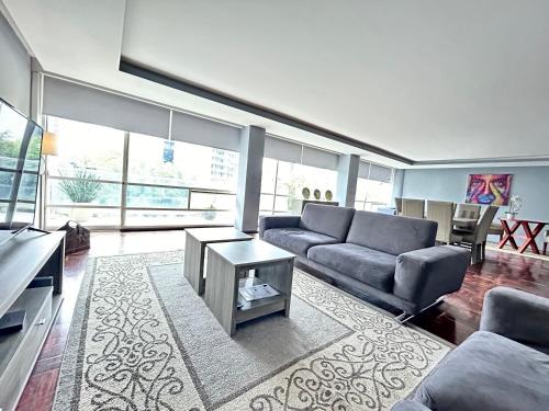 Luxury Apartment Masaryk 4BR