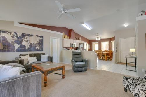 Desert Retreat with Pool 5 Mi to Lake Havasu! - image 12