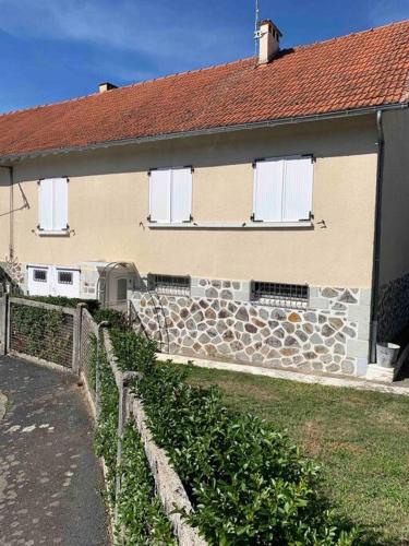 Maison familiale 80m2 3 chambres in Jussac