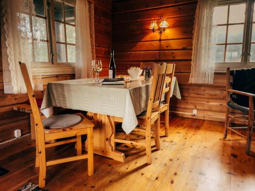 Ryen Hytteutleie - Cottages in โรโรส