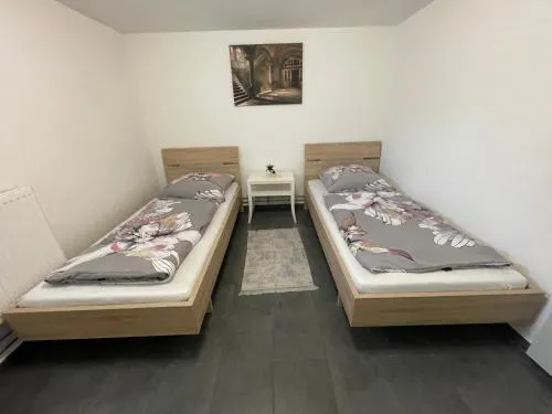 Handwerkerwohnung KG Sutterain in Essenbach, Deutschland