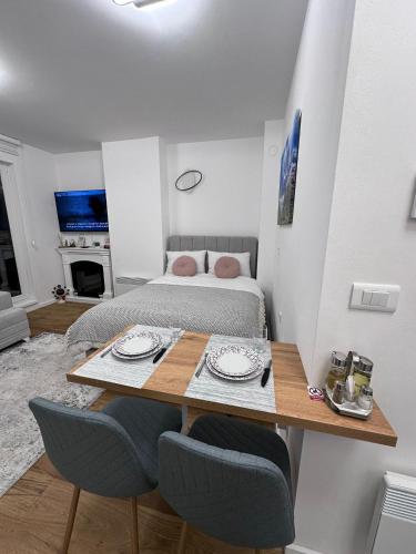 Grey Igloo Apartment Grey Igloo Apartment