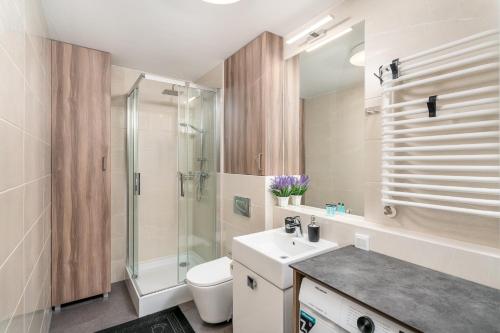 ApartWro 3th - apartament przy dworcu głównym PKP, balkon, garaż, rowery, Vratislav (fotografie 5)