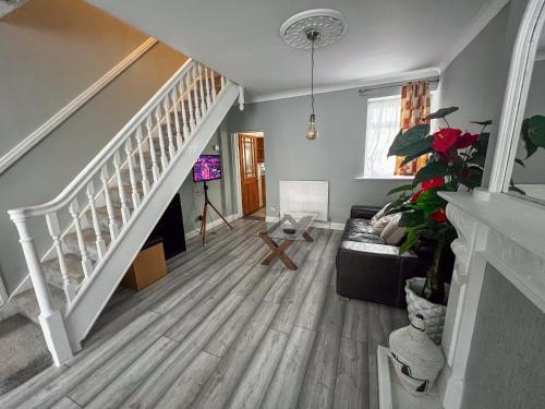Spacious Retreat - Remote Worker & Family Friendly - Portsmouth