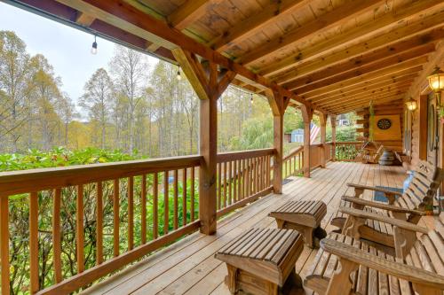 Home with BBQ and Fire Pit 8Mi to Smoky Mtn Natl Park - image 12