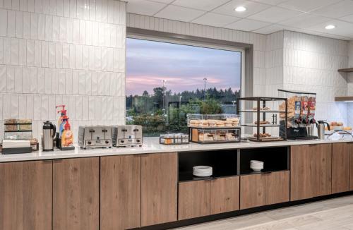 อาหารและเครื่องดื่ม, Holiday Inn Express Federal Way - Seattle South By IHG in เฟดเดอรัล เวย์ (WA)