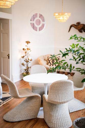 Swann House - image 6