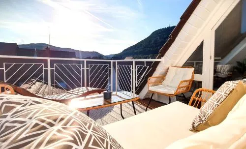 ROMANTIC-Apartment - Altbauflair mit Dachterrasse & Waldblick, Maisonette, 80m2 in Annweiler am Trifels, Deutschland