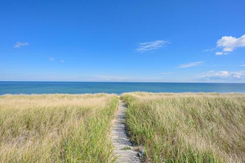335 Phillips Road Sagamore Beach - Cape Cod in Sandwich, USA