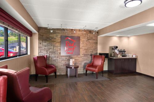Red Roof Inn Binghamton - Johnson City - image 11