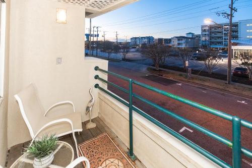Two-Bedroom House image 2