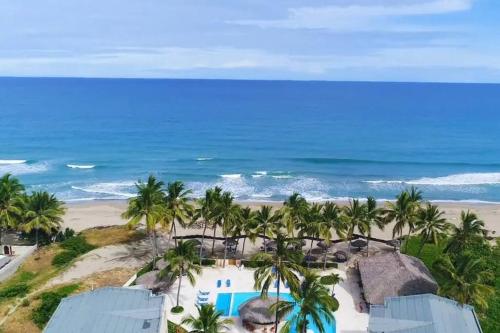 Beautiful Beachfront Penthouse 2 Bdrm 2 Bath Condo