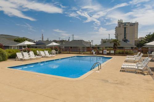 Mai Kai 13A - North End VB with Pool in Virginia Beach, USA