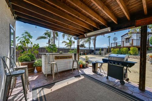 Spacious San Ysidro Home 17 Mi to San Diego!