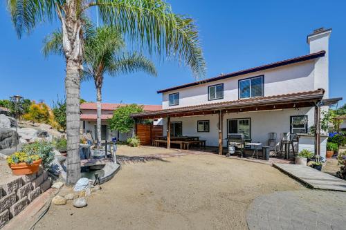Spacious San Ysidro Home 17 Mi to San Diego!