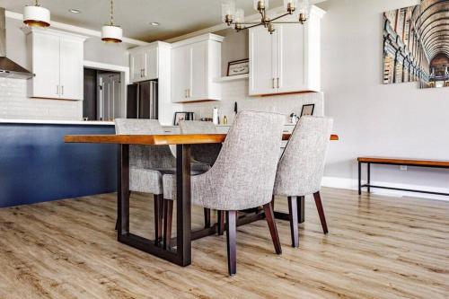 THE ISLES Townhome Located 6 blocks from ND in South Bend, USA