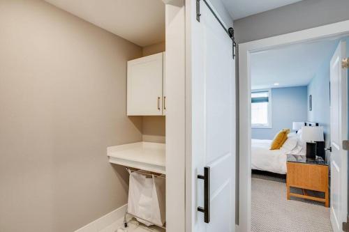 THE ISLES Townhome Located 6 blocks from ND in South Bend, USA