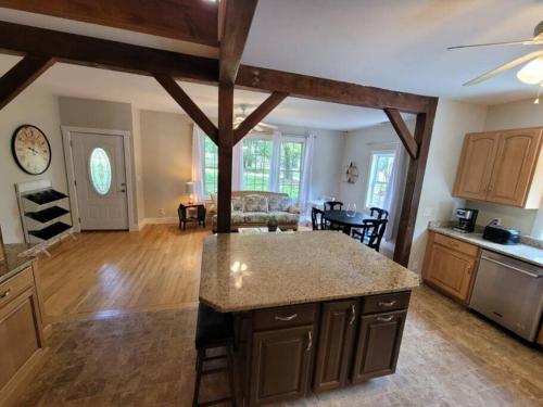 Konyha, Quiet Country Farmhouse in Suwanee (Georgia)