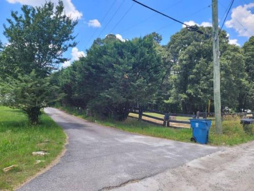 Quiet Country Farmhouse in Suwanee (Georgia)