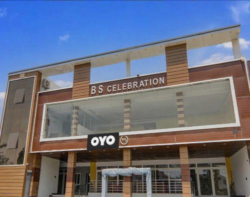 OYO 81142 Hotel B.S Celebration