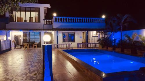 White House Villa with Huge Terrace
