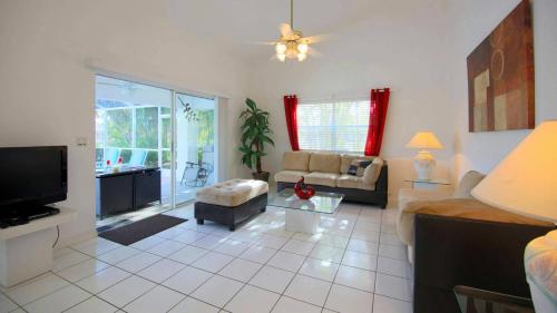 New Villa Rosa & Lucia – Cape Coral, FL