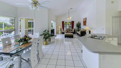 New Villa Rosa & Lucia – Cape Coral, FL