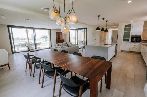 ห้องครัว, Estancia Santa Cruz in ซานตาโมนิกา