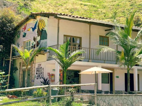 Los Lagos de Jasú Los Lagos de Jasú