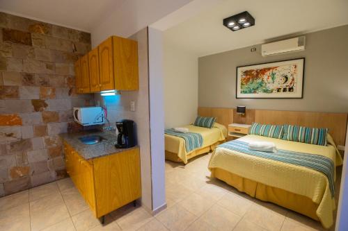 Apartment image 3