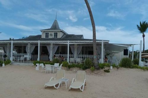 Restaurant, Confortable apartamento en Playa Nueva Romana in La Caña