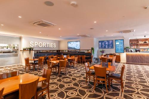 Restoran, Sportsmens Club Hotel in Wagga Wagga