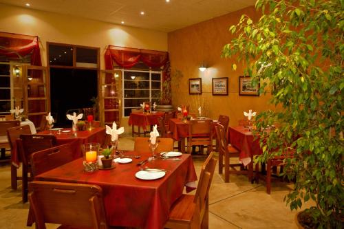 Restaurante, Bahnhof Hotel Aus in Luderitz