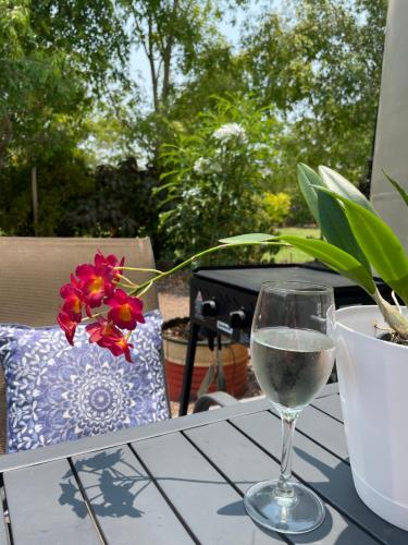 บริการและสิ่งอำนวยความสะดวก, LookAbout Lodge Tropical Retreat in เกียราวีน