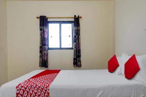 OYO Flagship Gandharv Lodging & Boarding