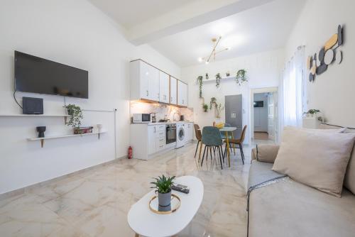 MODERN APARTMENT 200M FROM ACROPOLIS 100Mbps NETFLIX 1