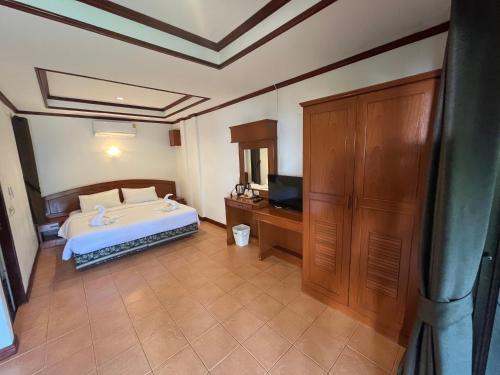 Bungalow with Sea View image 10