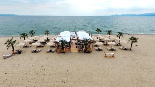 Avaton Luxury Resort and Spa  Adults Only 14plus in แอสพราโวลทา