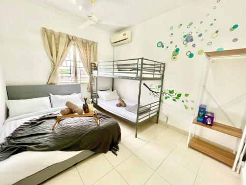 snooze 1-12Pax Cozy Home Setia Alam SCCC TV&WiFi Pool snooze 1-12Pax Cozy Home Setia Alam SCCC TV&WiFi Pool