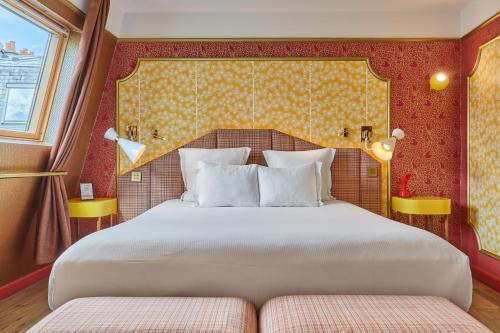 room detail thumbnail 0