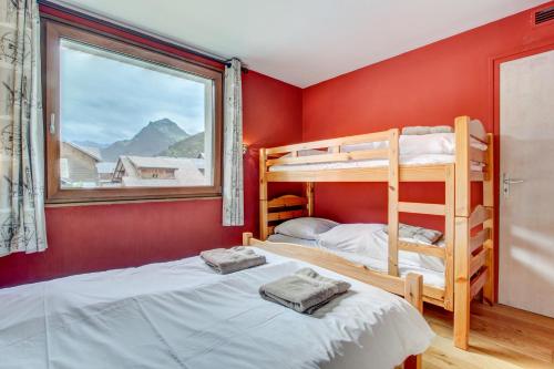 Three-Bedroom Apartment image 8