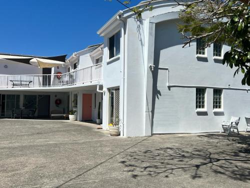 Buitenkant, CALI Backpackers in Sunshine Coast