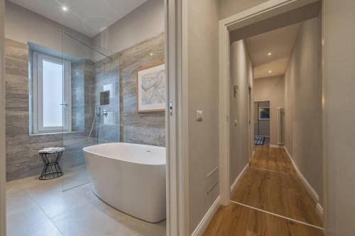 Apartment image 1